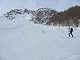  Le couloir sous la crête de Jambe Route. A droite le bois du Cros. Il faut prendre le haut de bois pour rejoindre le col du Cros. (c) Christophe ANTOINE
400*300 pixels (9964 octets)(i1140)