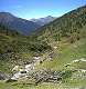  Torrent de Combe Morelle. Descente vers la bergerie sur le GR58C. (c) Christophe ANTOINE
393*400 pixels (34843 octets)(i990)