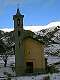  La chapelle de la Monta. Le seul bâtiment qui reste après l'incendie de 1940. A sa droite départ du GR58B pour le col LaCroix. (c) Christophe ANTOINE
300*400 pixels (15270 octets)(i679)