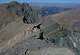  Depuis le pic de Farnéiréta vue sur la crête de Coq avec la Tête de Longet. En bas à droite St Véran. Au fond les Ecrins  à droite le Pic de Rochebrune. (c) Christophe ANTOINE
500*346 pixels (22667 octets)(i2057)
