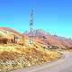  De nombreuses antennes fleurissent ? En face le village de Fongillarde. Au dessus le Grand Queyras.
350*346 pixels (19402 octets)(i424)