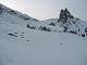   Le vallon de Rasis. A droite la pointe de la Selle (La selle entre les deux pics). Au fond le col à atteindre à sa droite la pointe de Rasis. (c) Christophe ANTOINE
500*375 pixels (17097 octets)(i4803)