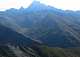  Panorama sur le Viso depuis le sommet.  En avant plan on distingue à gauche la pointe Jeanne et à sa gauche le col de Soustre.  Devant : le Vallon de Soustre. (c) Christophe ANTOINE
500*359 pixels (13194 octets)(i1970)