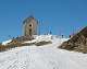  La chapelle Ste Marie Madeleine. Le sentier et aussi une piste de ski. (c) Christophe ANTOINE
500*399 pixels (21487 octets)(i4228)