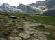  Arrivée au refuge du Viso.  A gauche la Pointe Joanne puis le col de Soustre. (c) Christophe ANTOINE
500*365 pixels (30156 octets)(i3784)