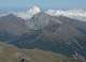  Depuis le Petit Rochebrune vue sur la Tête du Pelvas. A sa gauche le col d'Urine et le Mait d'Amunt Devant lui la crête de Peyra Plata, la Colette du Gilly et le Gilly (c) Christophe ANTOINE
500*364 pixels (14317 octets)(i4573)