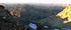  Au petit matin au dessus du bivouac Andreotti. Pas de la Sagnette en bas à gauche. (c) Christophe ANTOINE
750*328 pixels (31037 octets)(i4647)